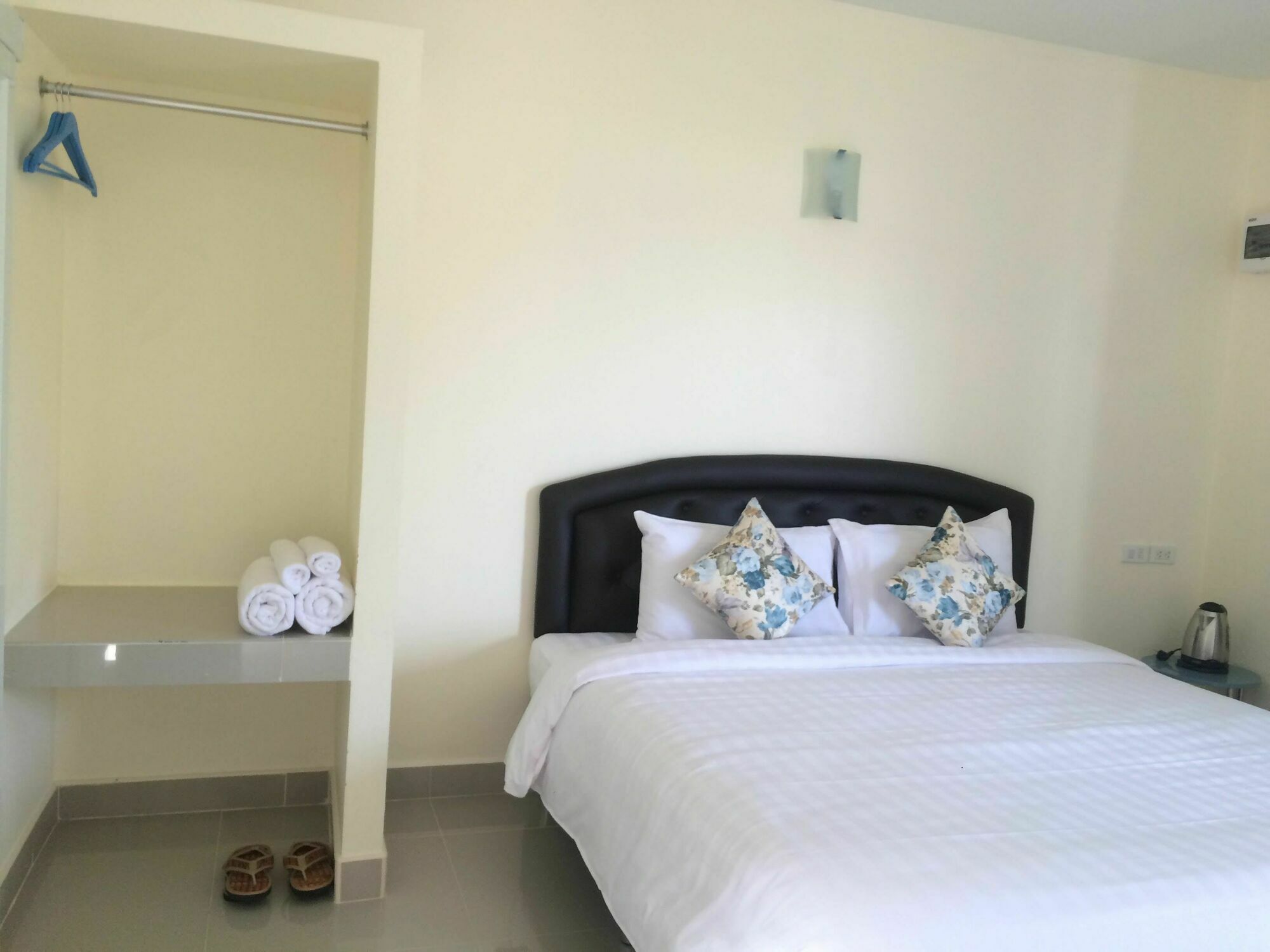 Baan Kalaya Garden Apartment Ban Muang Mai Exterior photo